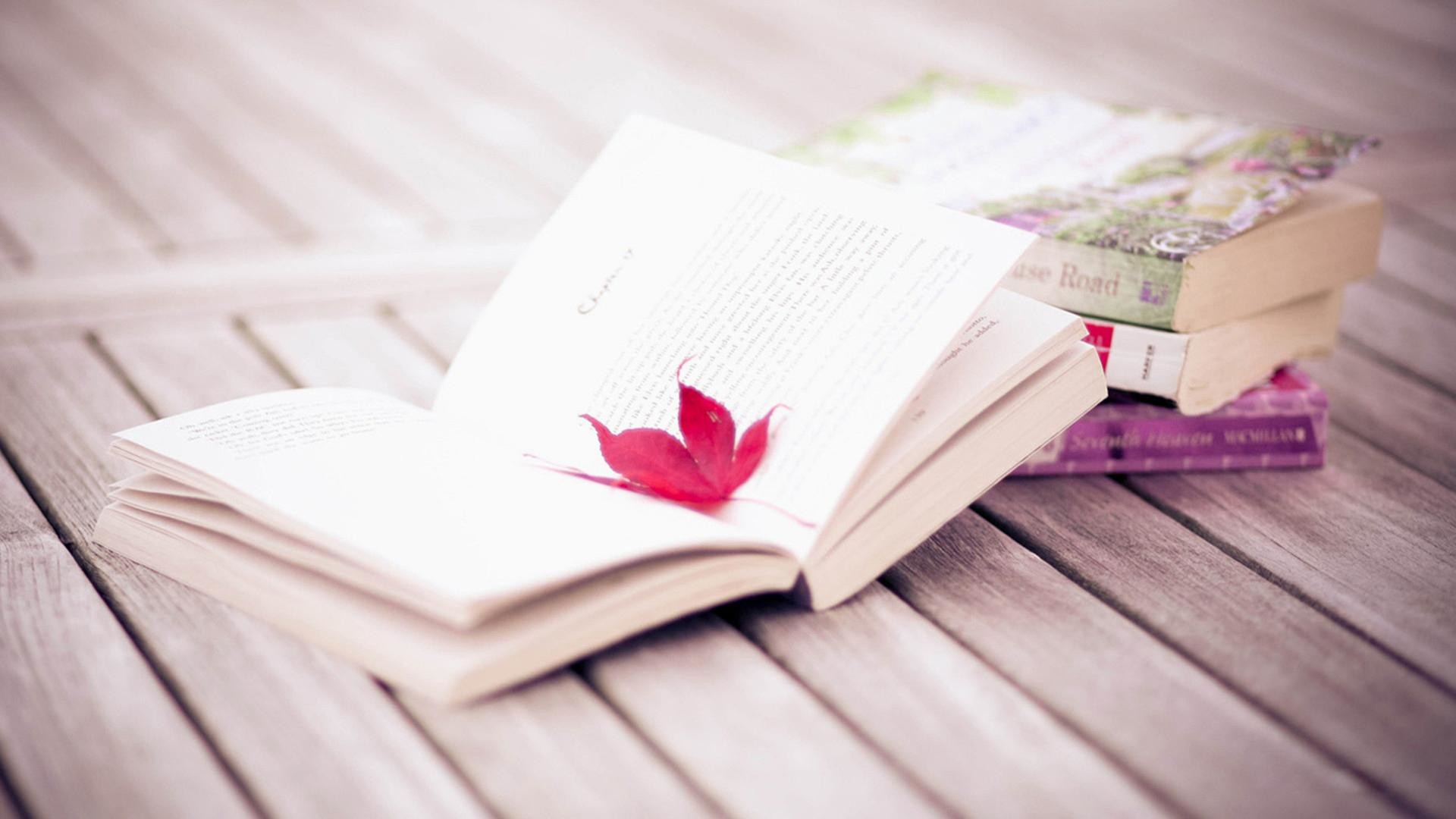 Books Desktop Wallpaper (63+ images)