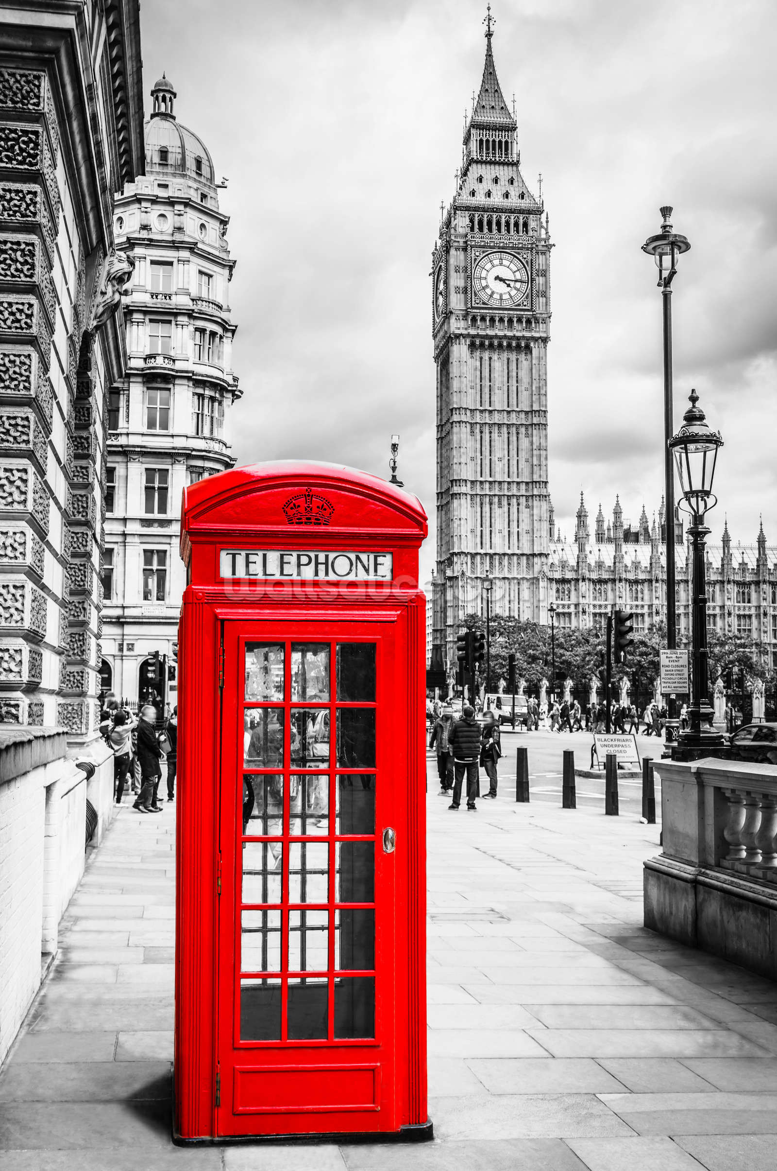 London Black And White And Red Wallpaper