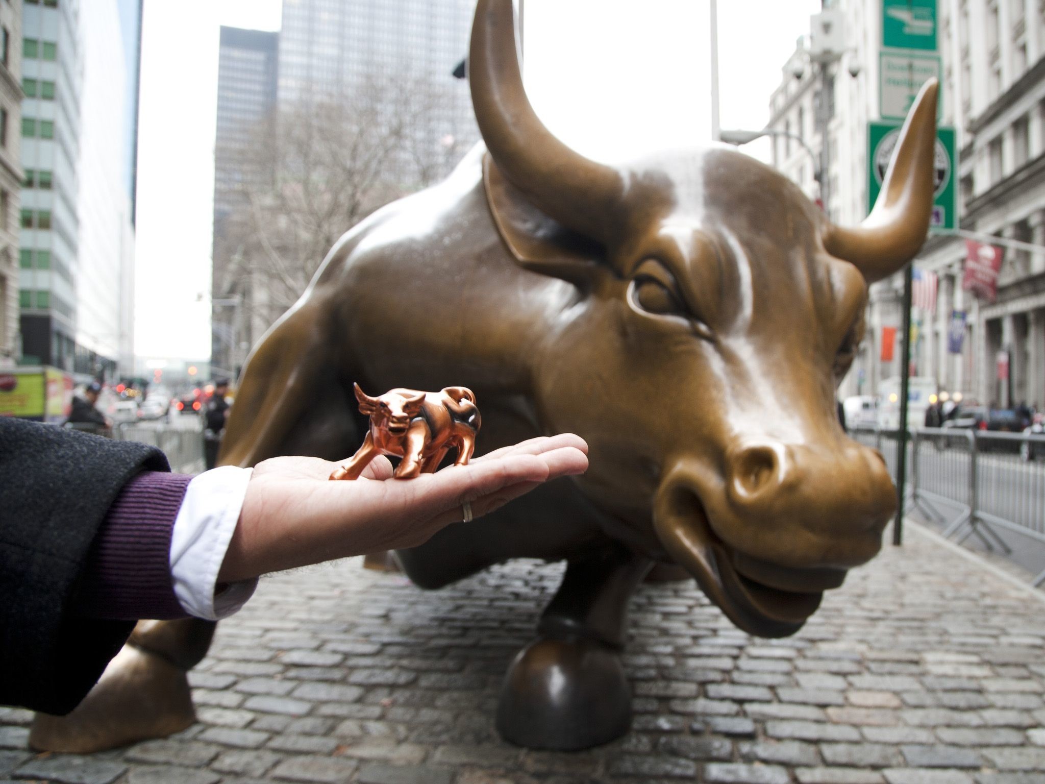 Wall Street Bull Wallpaper (61+ images)