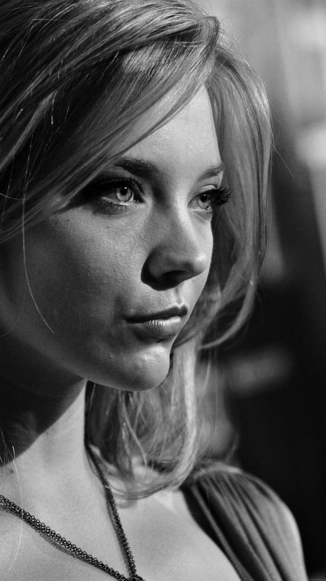 IPhone Girl Wallpapers (75+ images)