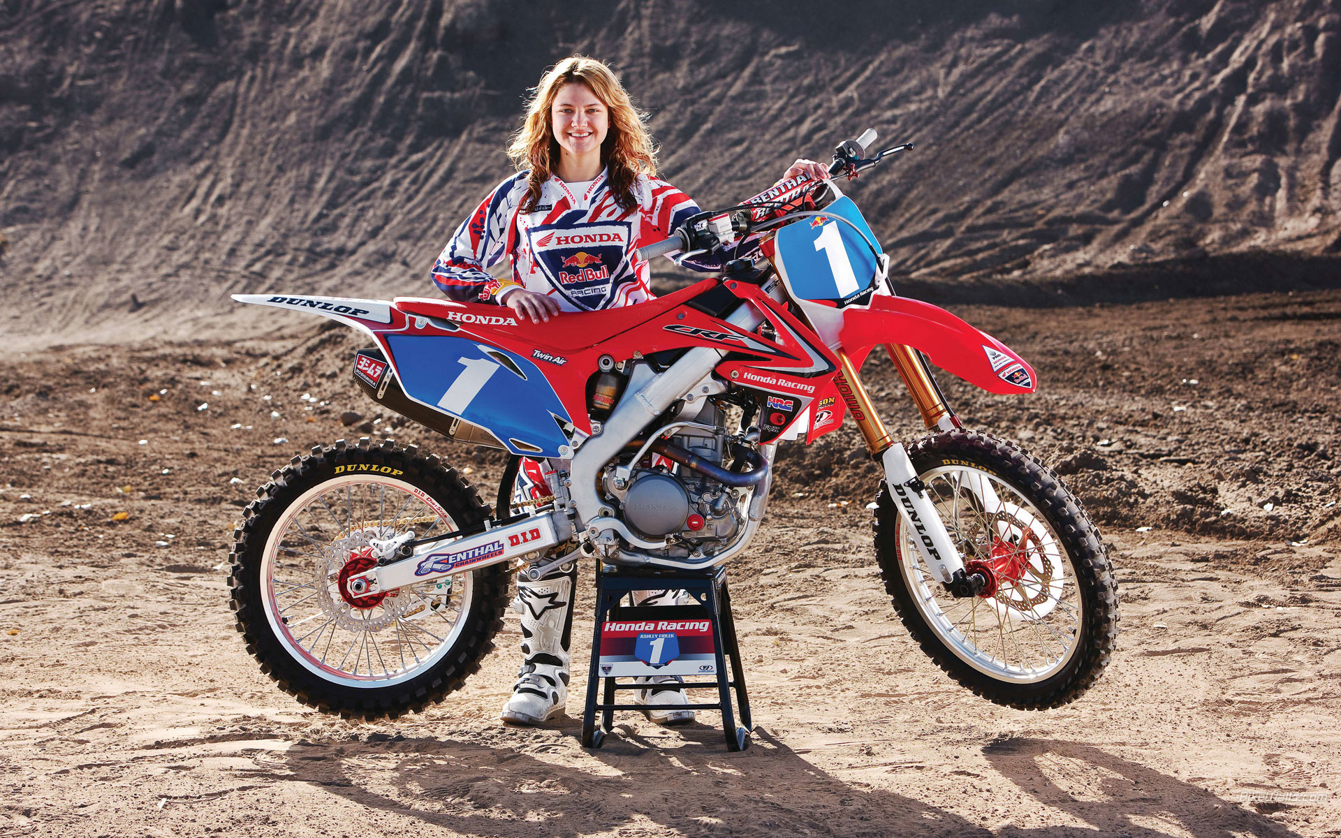Supercross Girls Wallpaper (77+ images)
