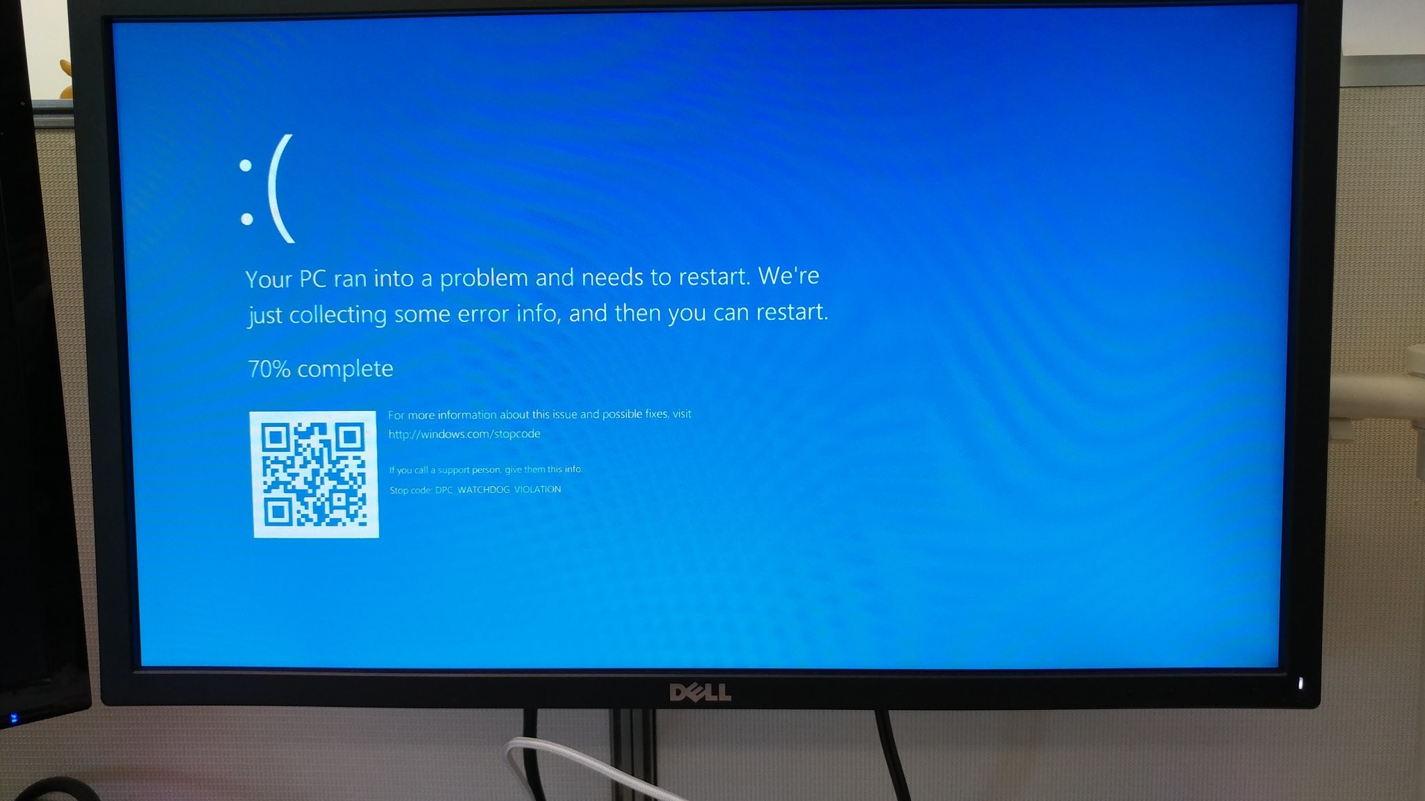 Blue Screen Error Wallpaper (72+ images)