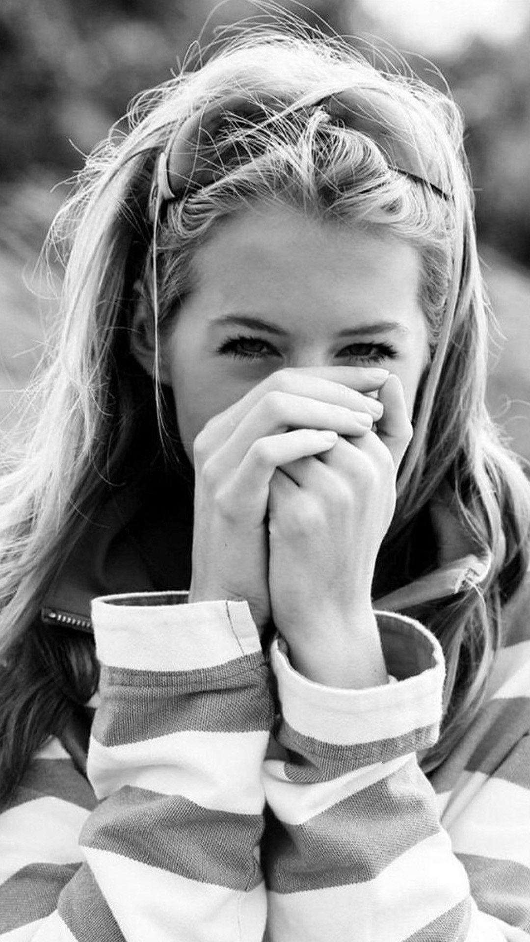 IPhone Girl Wallpapers (75+ images)