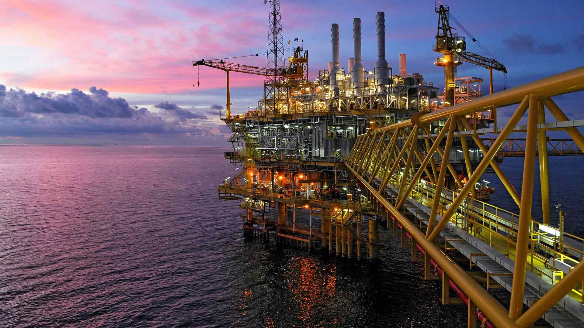 Drilling Rig Pictures Wallpaper (75+ images)