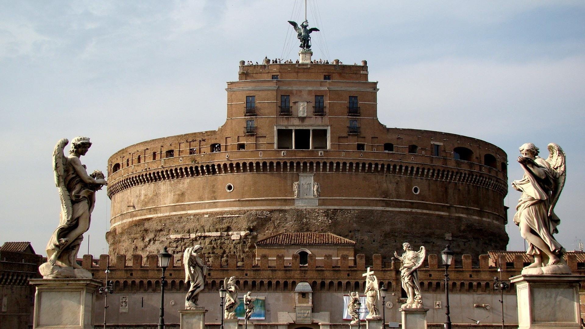 Historic Wallpapers (56+ images)