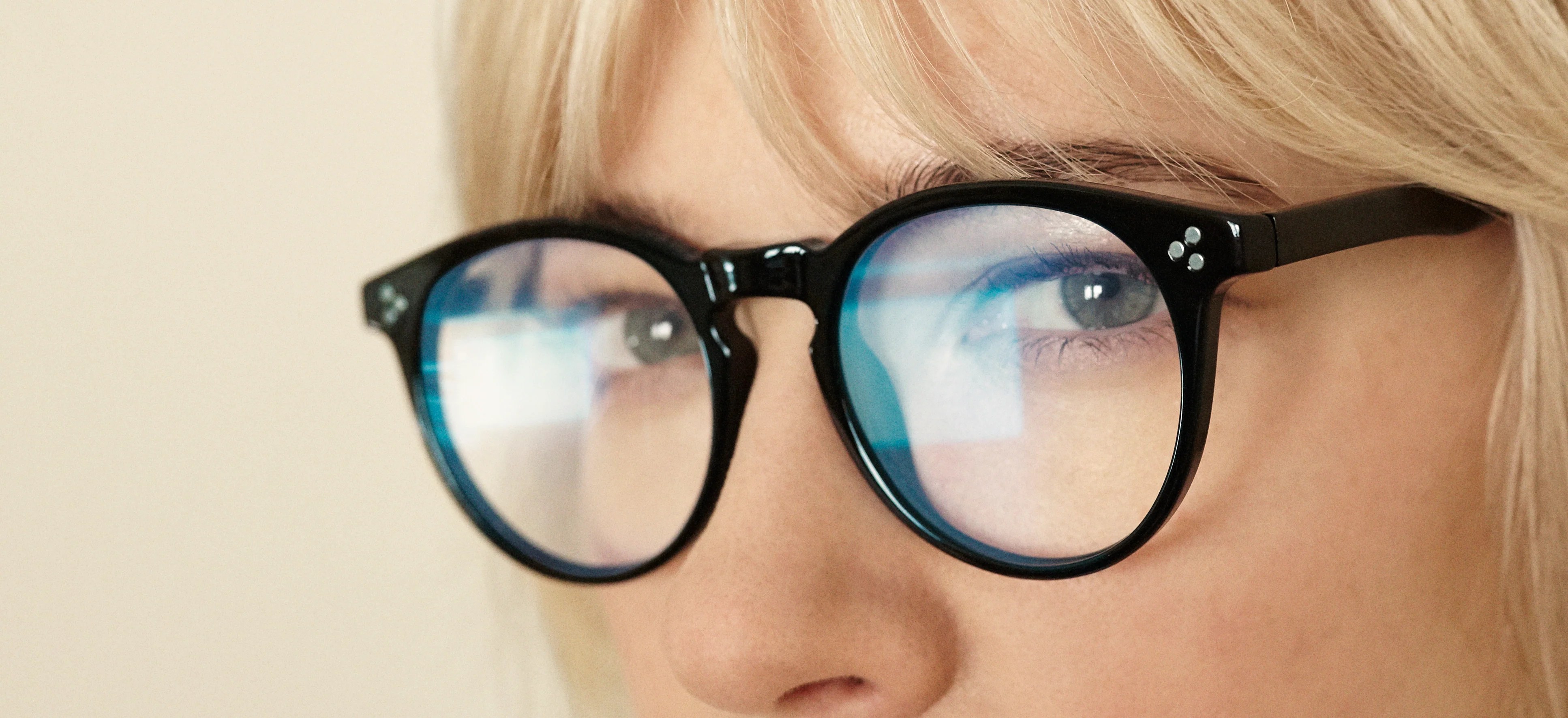 Addison Blue Light Reducing Glasses, Retro, Black Gloss wavebalance