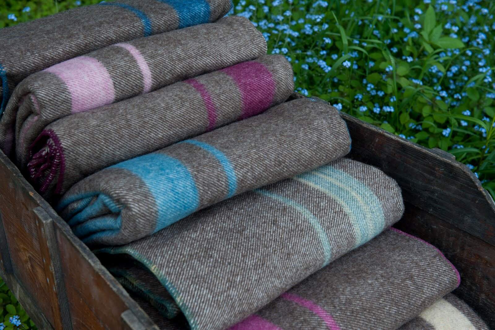 Get Wool Maine Blankets and Yarns