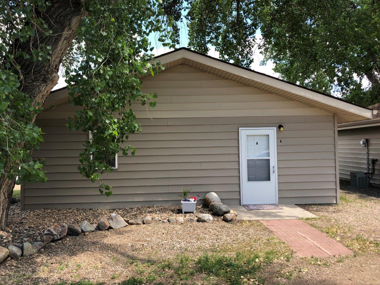 Oahe Downstream Modern Cabins South Dakota Game, Fish, and Parks