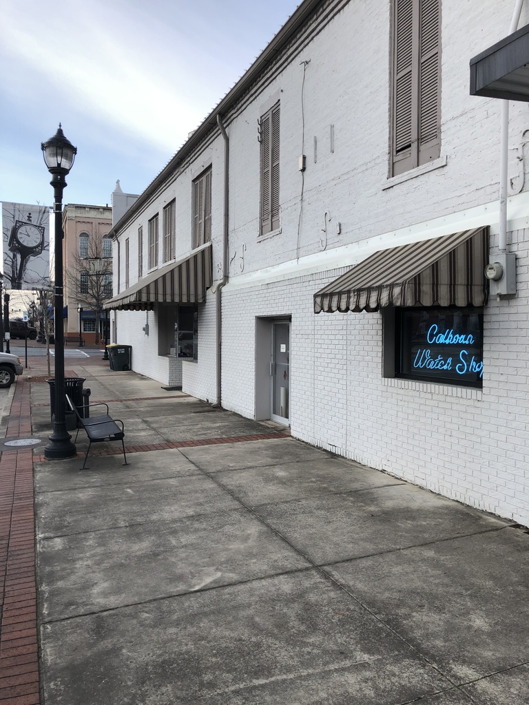 Historic 2 story downtown building F. Willis, Realty