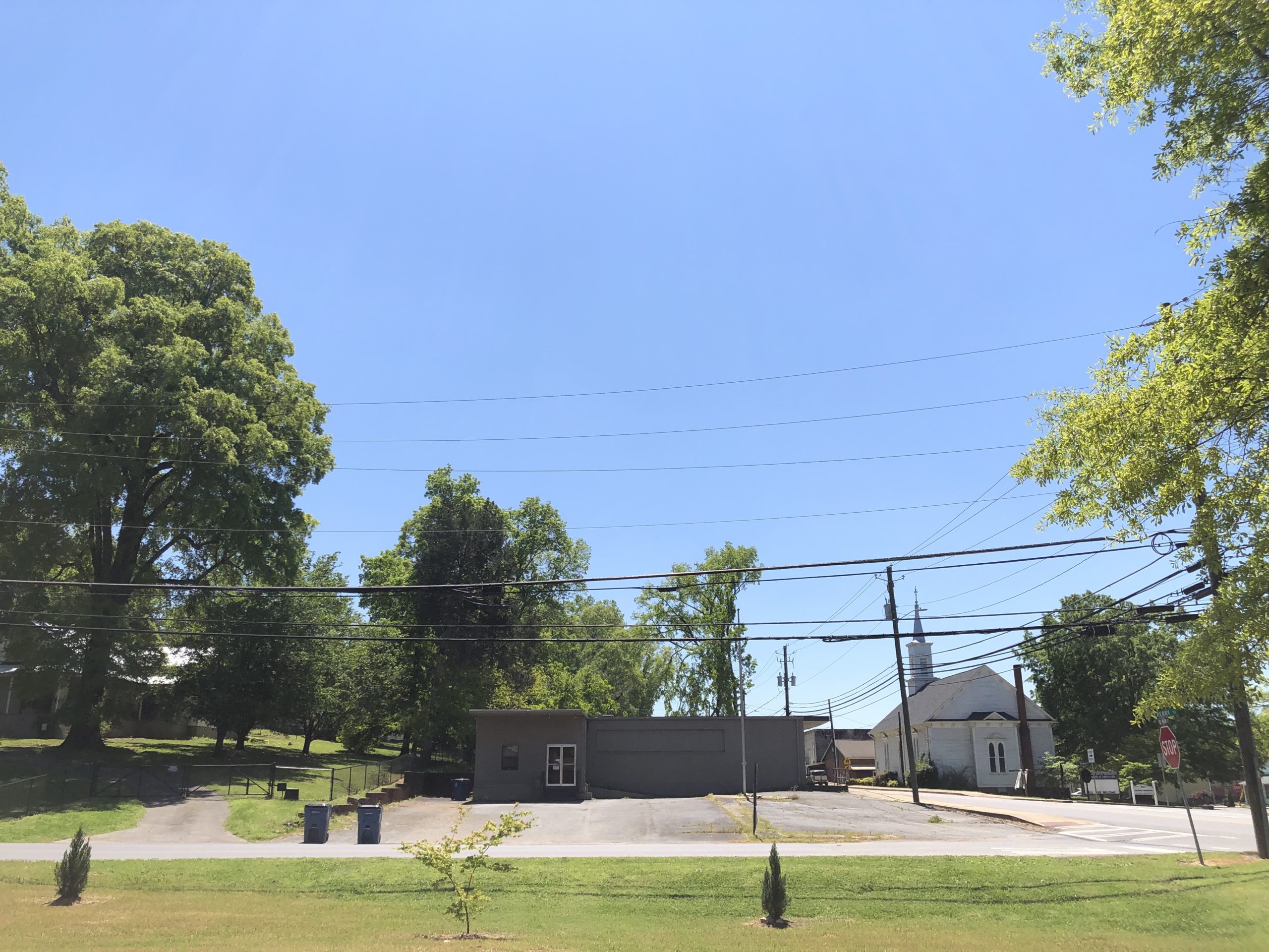 3,228+/ SF Building in Downtown Adairsville F. Willis, Realty