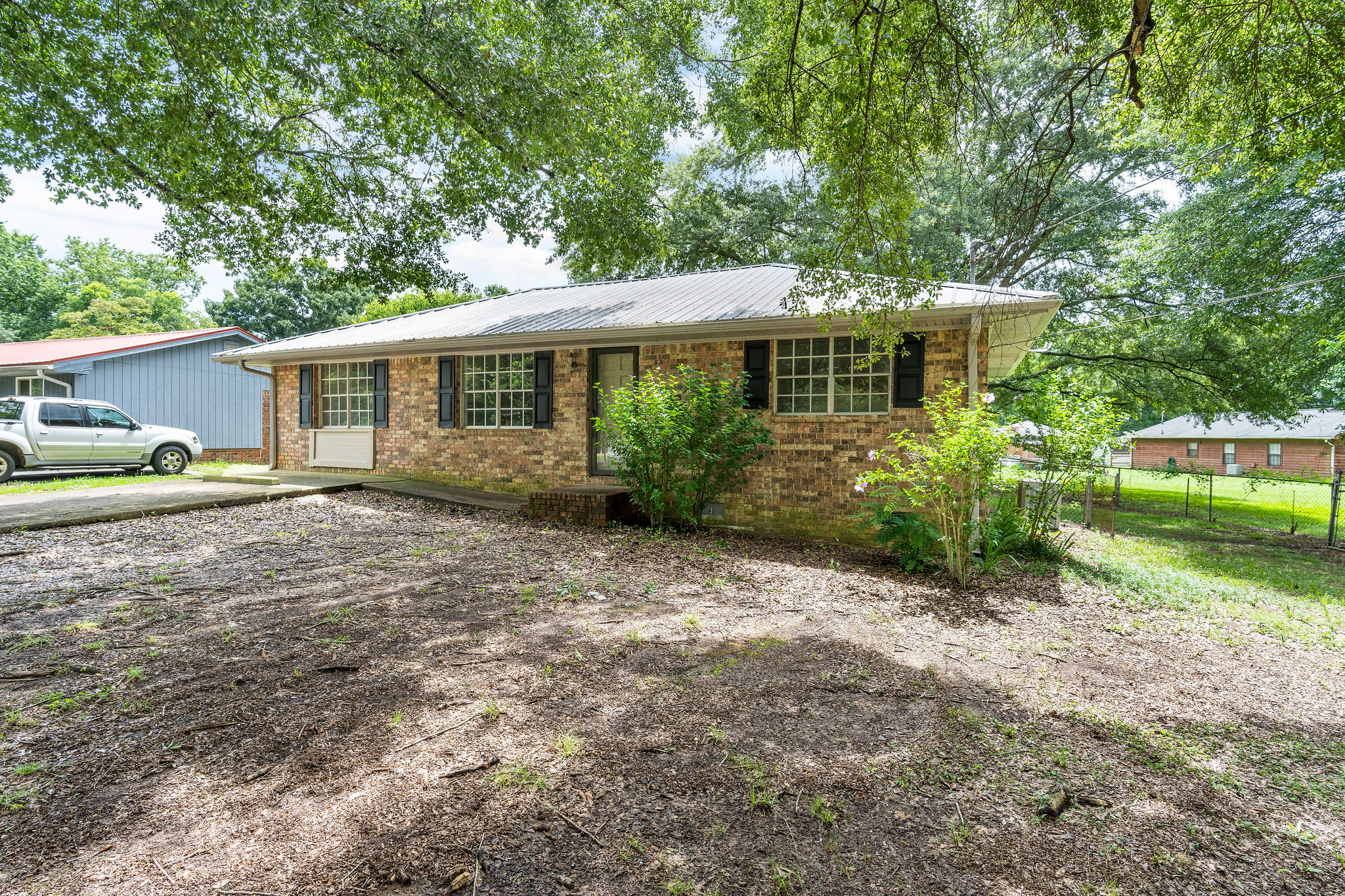 RENOVATED 3 Bedroom 1 Bathroom 4.2 Miles from Downtown Cartersville! F. Willis, Realty