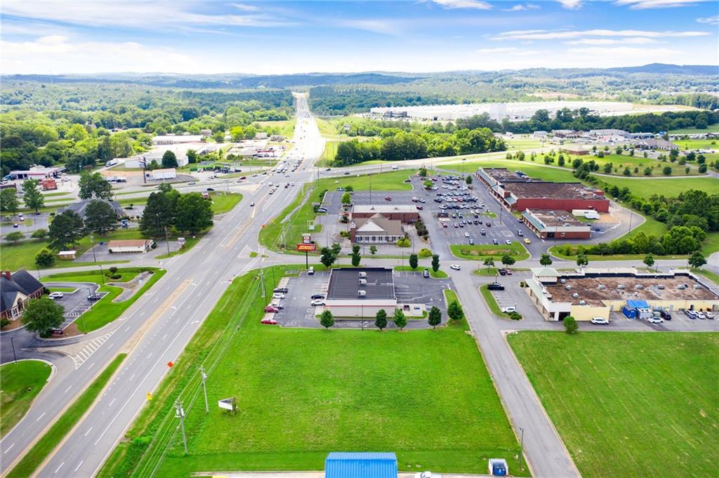 .972 Acres Zoned C2 City of Adairsville F. Willis, Realty