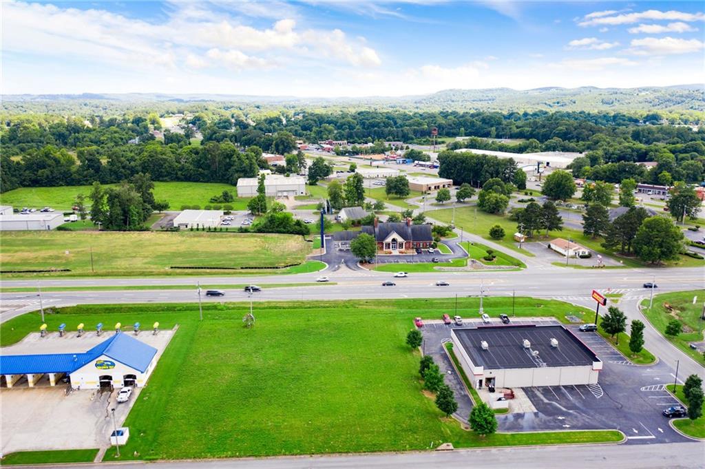 .972 Acres Zoned C2 City of Adairsville F. Willis, Realty