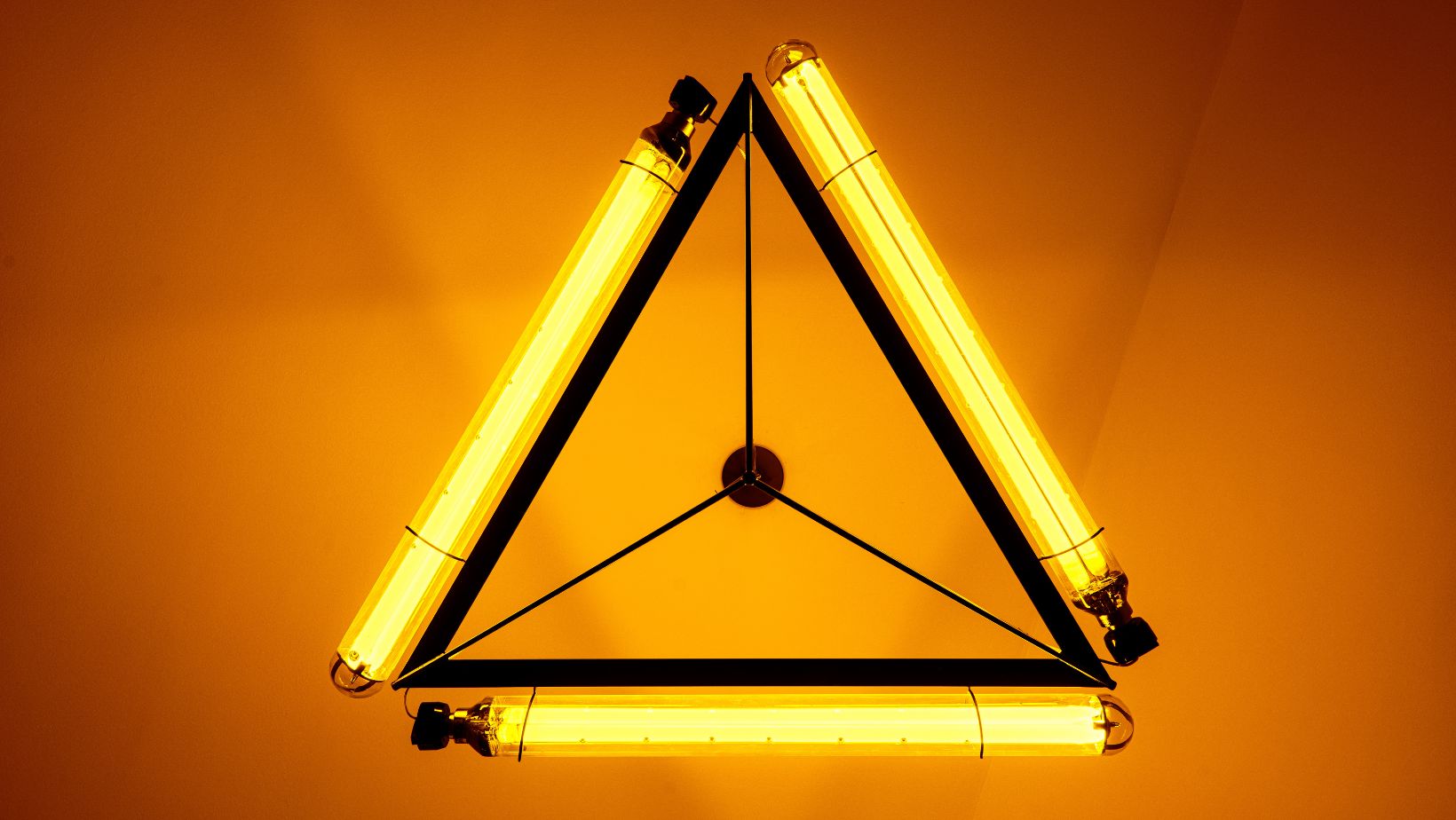 Triangle Artistry How To Make Triangle In Illustrator Graphics Maker