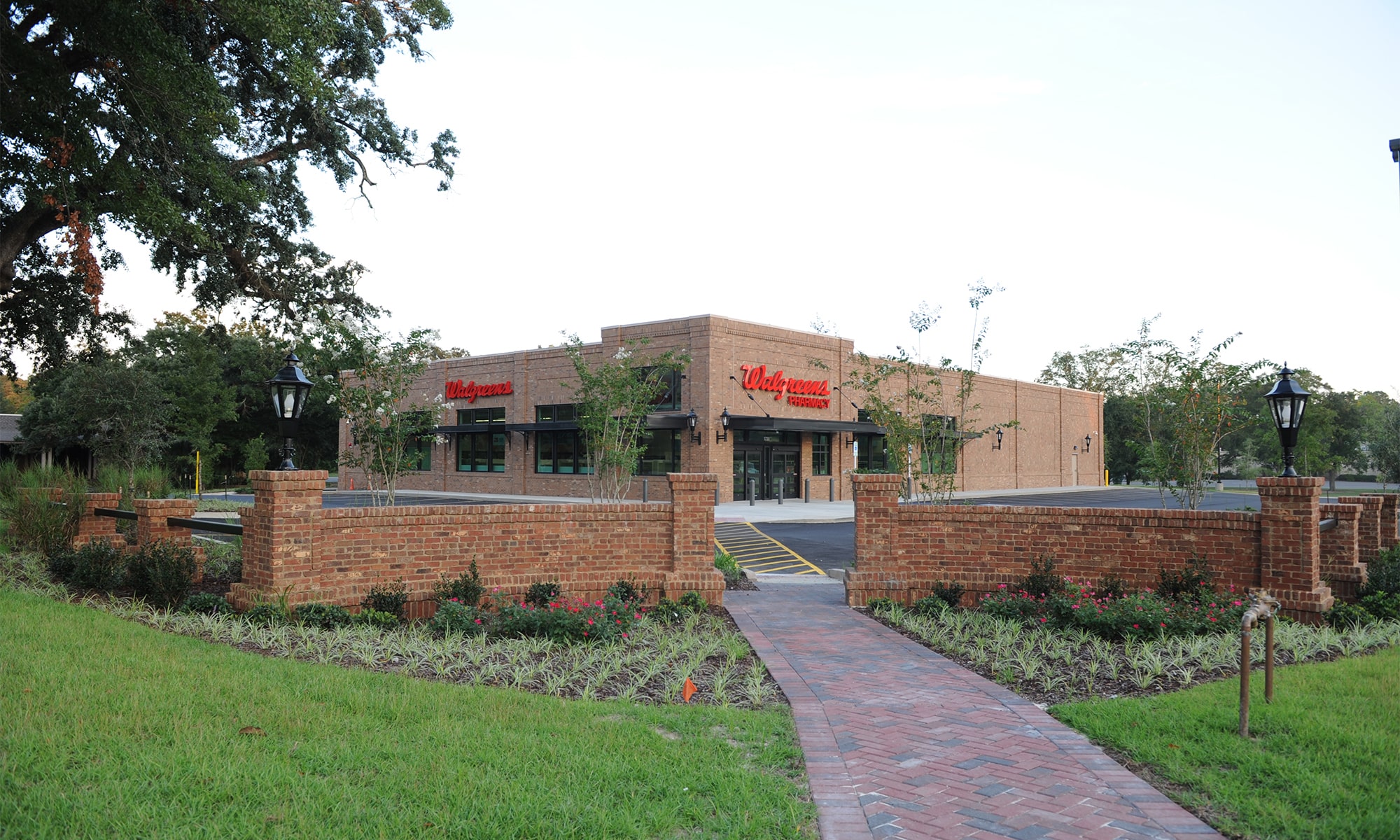 Walgreens Mobile, AL GHK Developments, Inc.