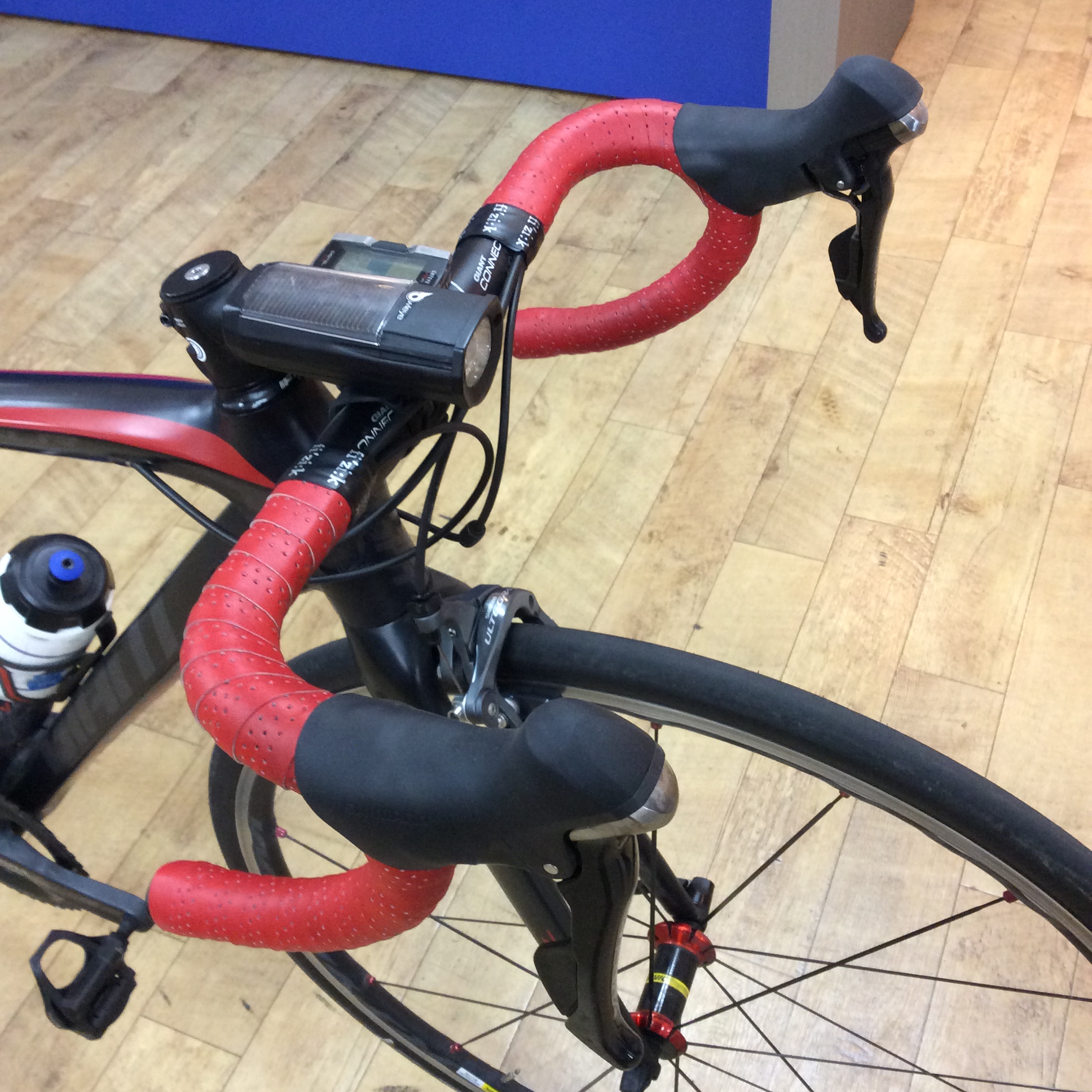 バーテープを換えてモチベーションアップ！！