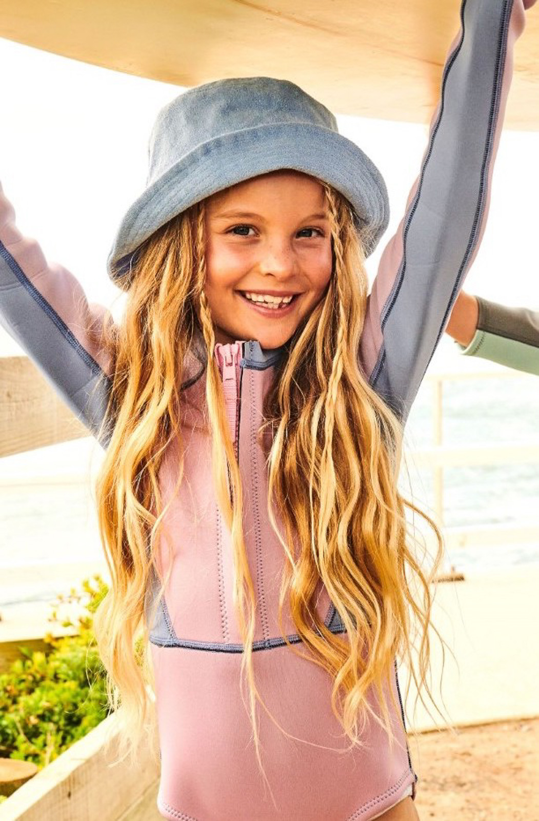 Lola B - GIANT Management