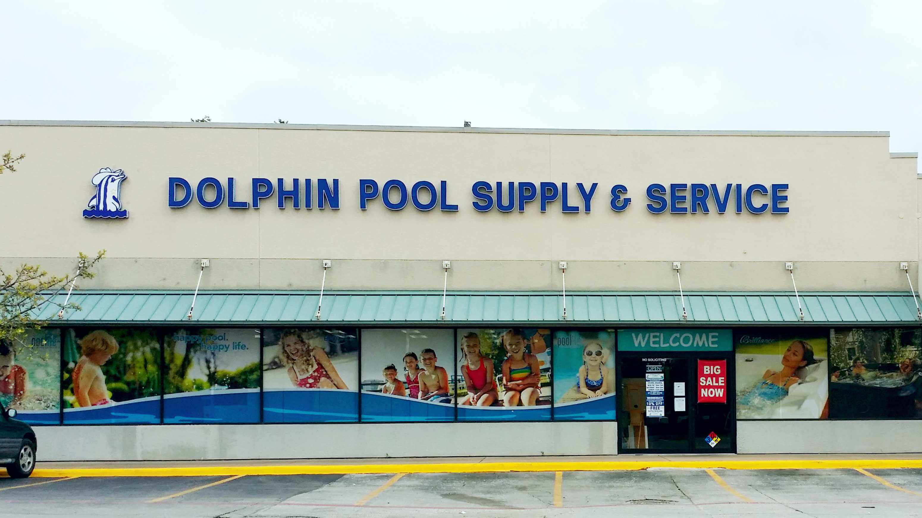 Dolphin Pool Supply & Service in Dallas Giant Sign Company