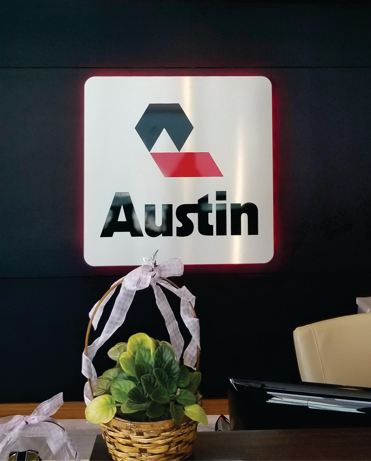 Austin Industries in Dallas Giant Sign Company