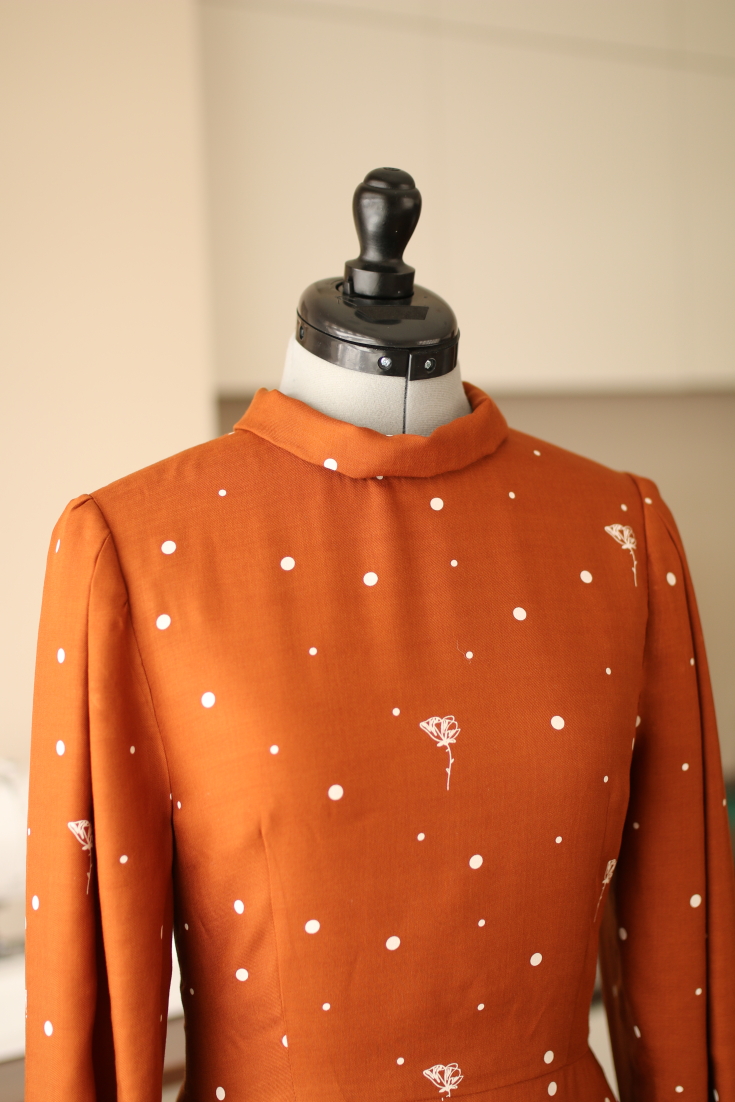 Puffsleeve caramel dress Giedre Style