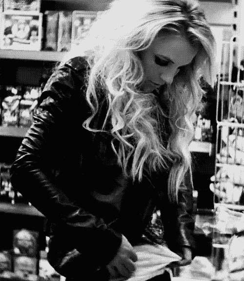 Download Gun Weapon Woman Girls & Guns Gif Gif Abyss