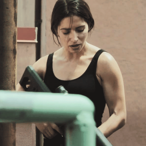 Sarah Shahi Gifs