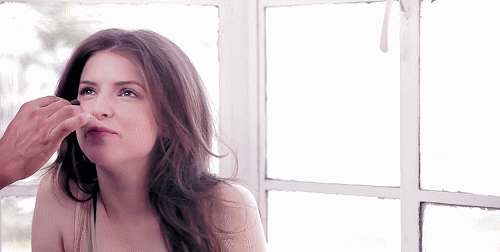 Anna Kendrick Gif