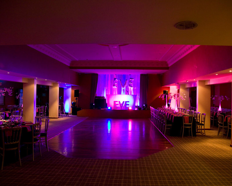 Giffnock Party Rooms Function Suite for hire Superb rates available