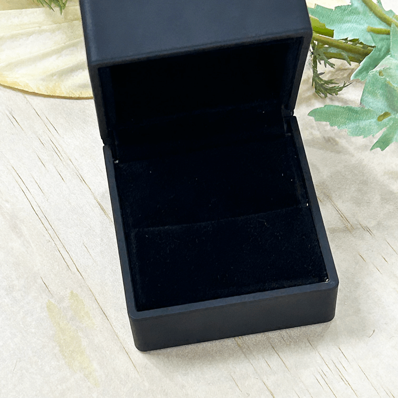 Ring Box Black Giftables