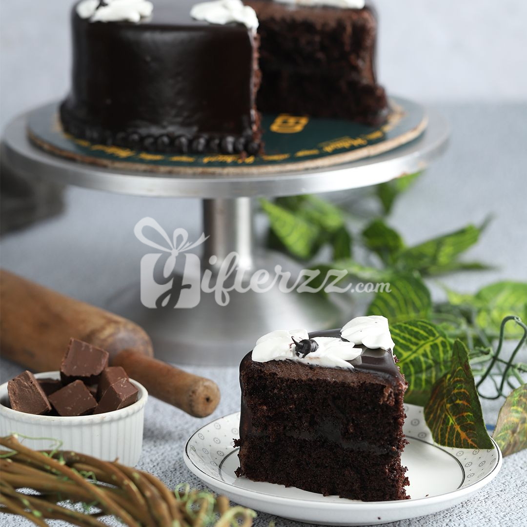 Double Fudge Cake Gifterzz