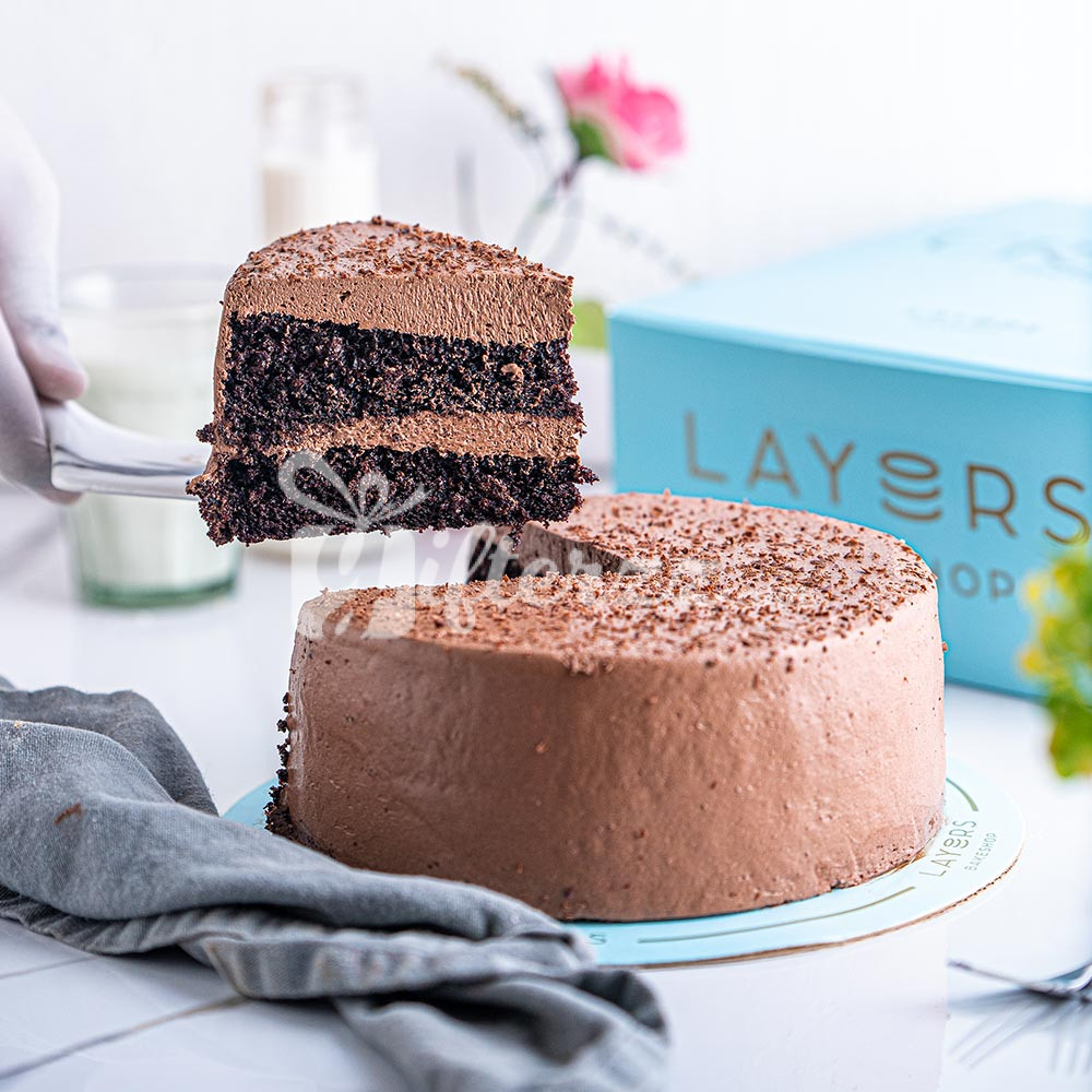 German Fudge Cake By Layers Gifterzz
