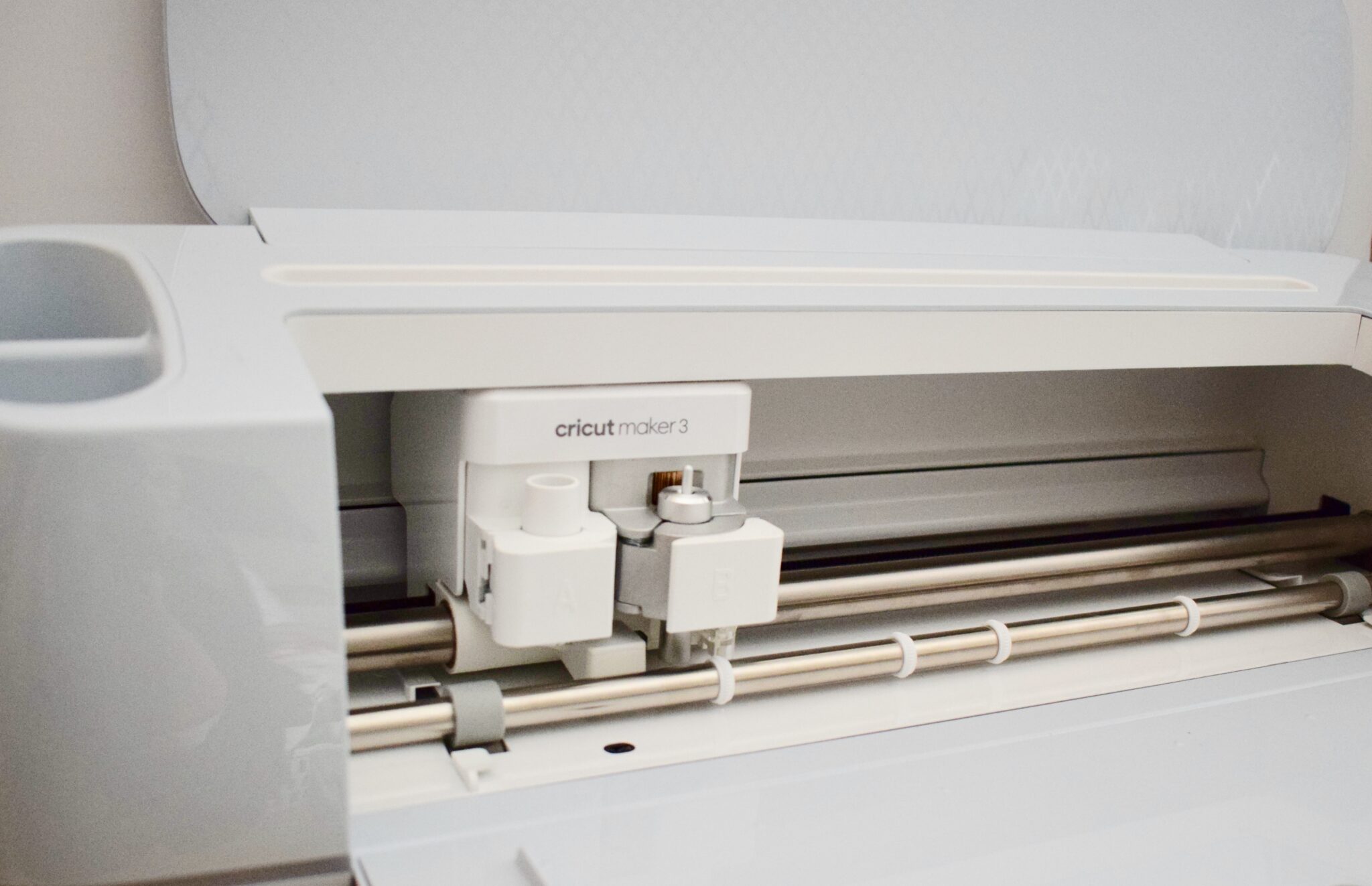 Cricut maker 3 Review: Ultimate guide before you commit! - Gift Goonie