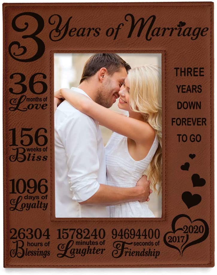 20 Leather Anniversary Gifts For Her To Commemorate 3 Years Together in