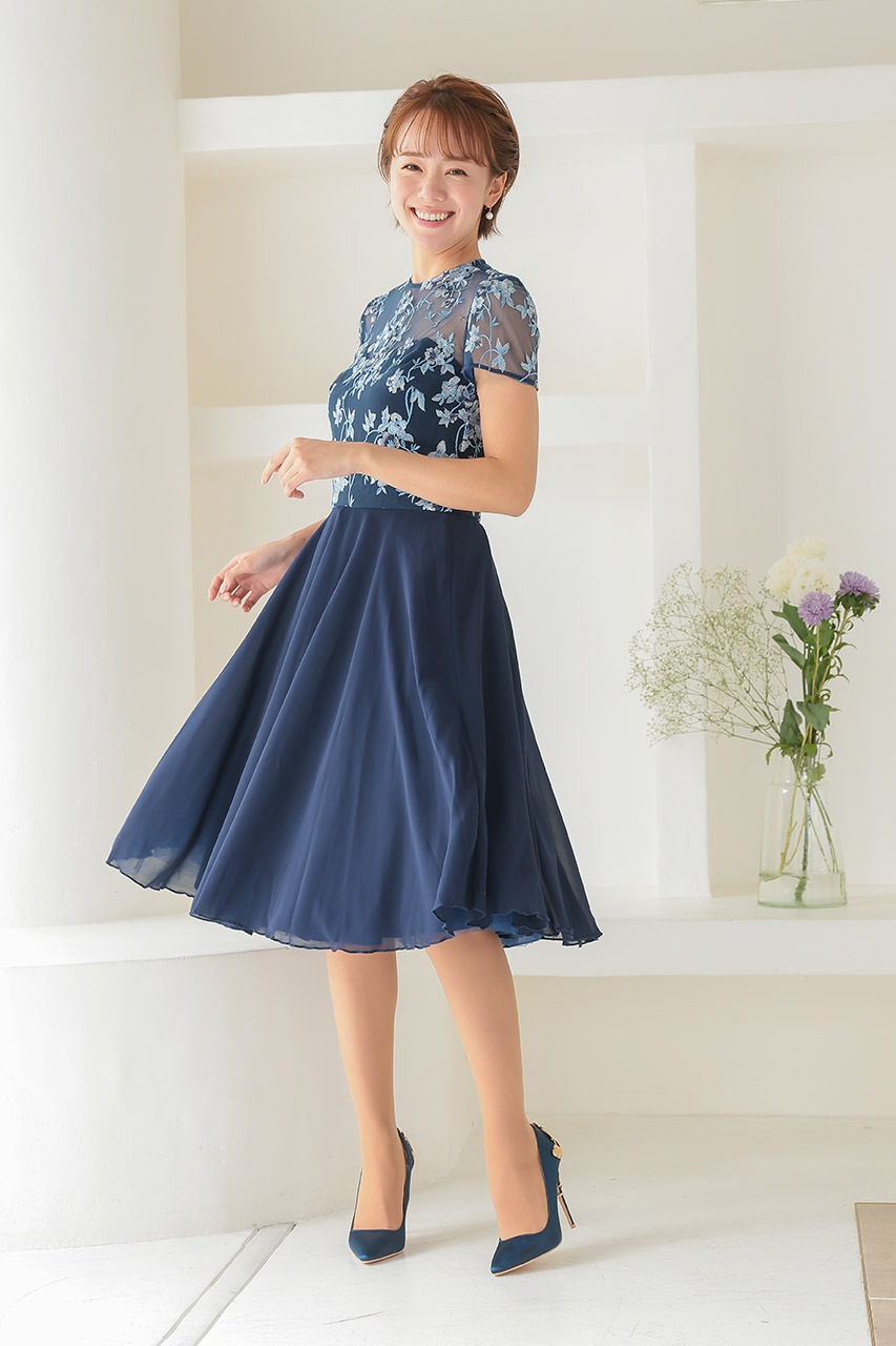 成人式の二次会・同窓会で人気のドレスって？購入とレンタルの価格比較も！｜レンタルドレスClassy