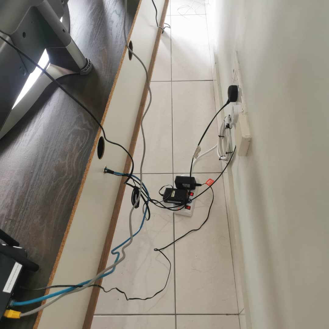 Cara DIY Cable Management Guna 3 Barang Sahaja
