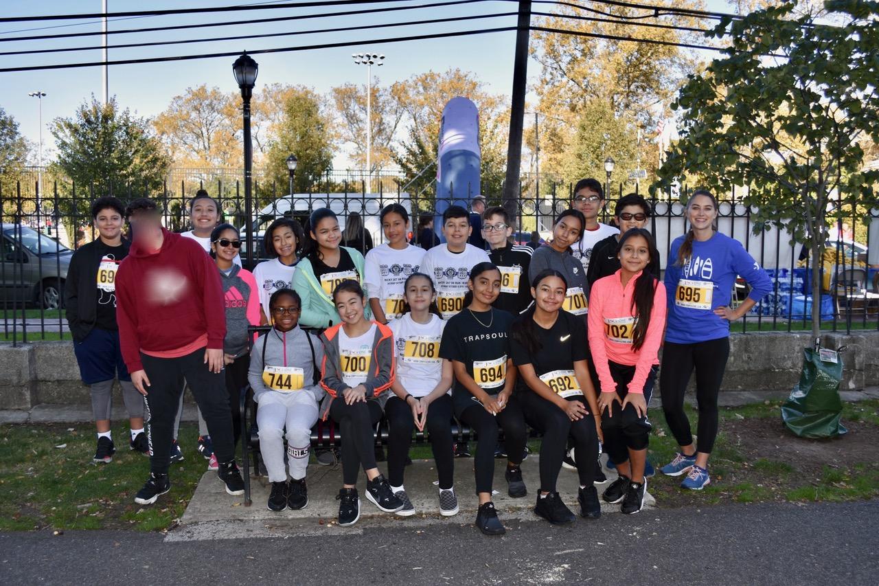 Sara Gilmore Academy Fitness Club Participates in the Ricky 267 Run