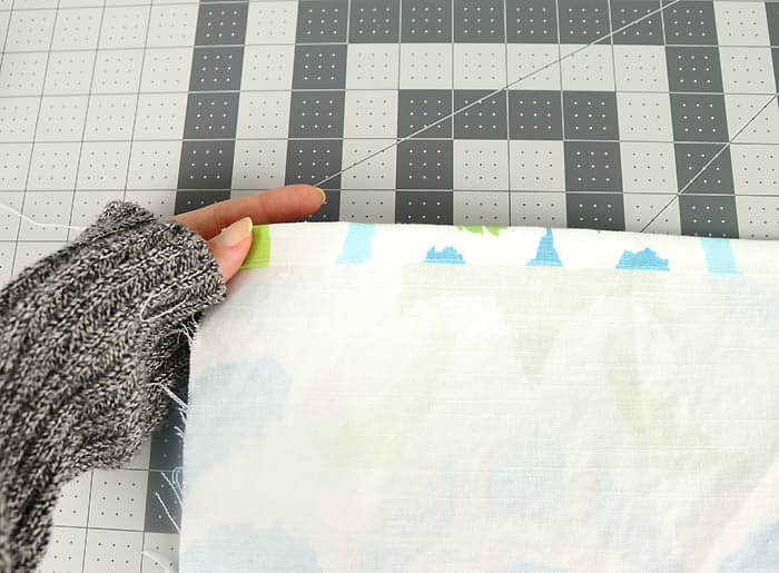 How to Sew an Envelope Pillow video tutorial included!