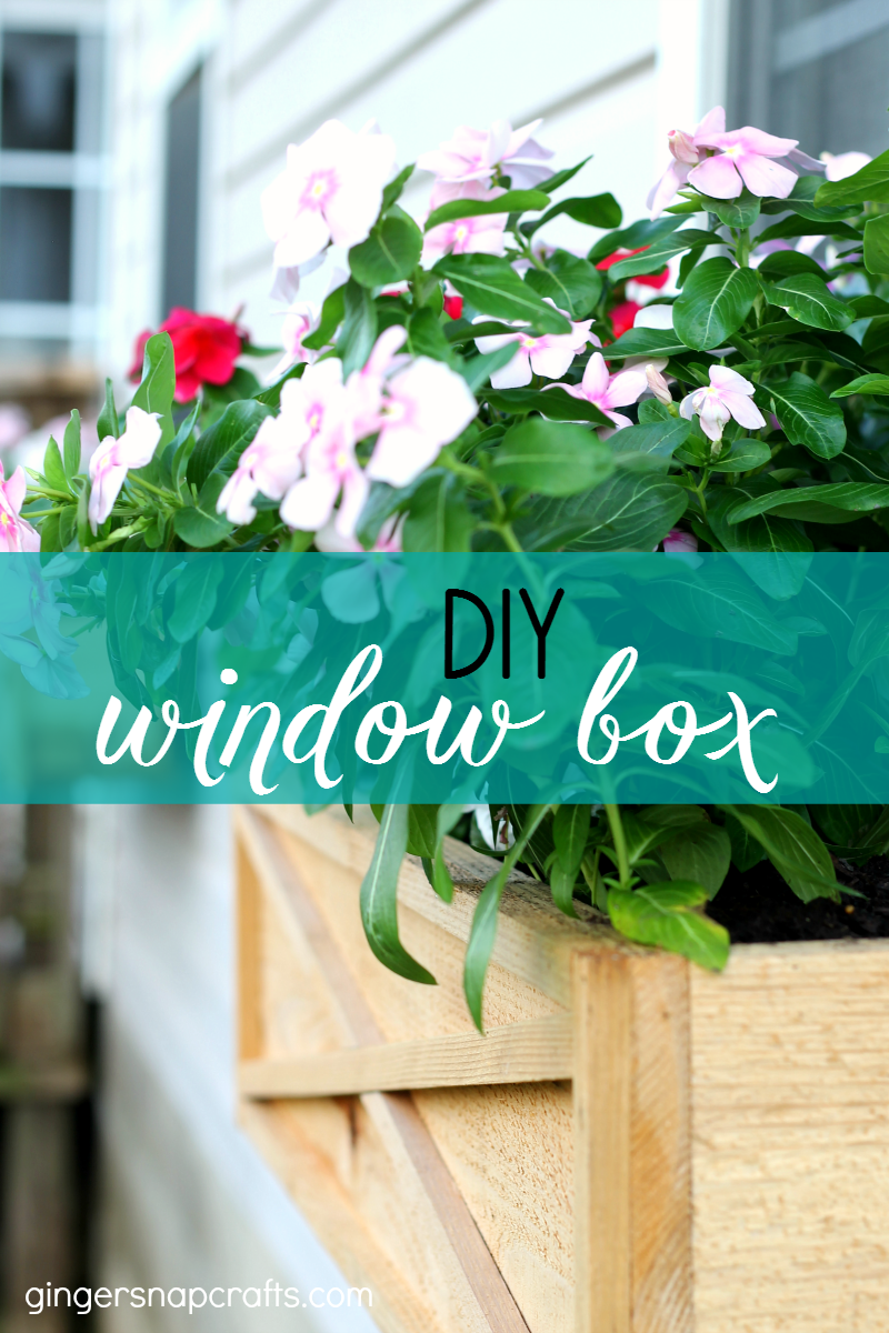 DIY Cedar Window Boxes {tutorial} gingersnapcrafts