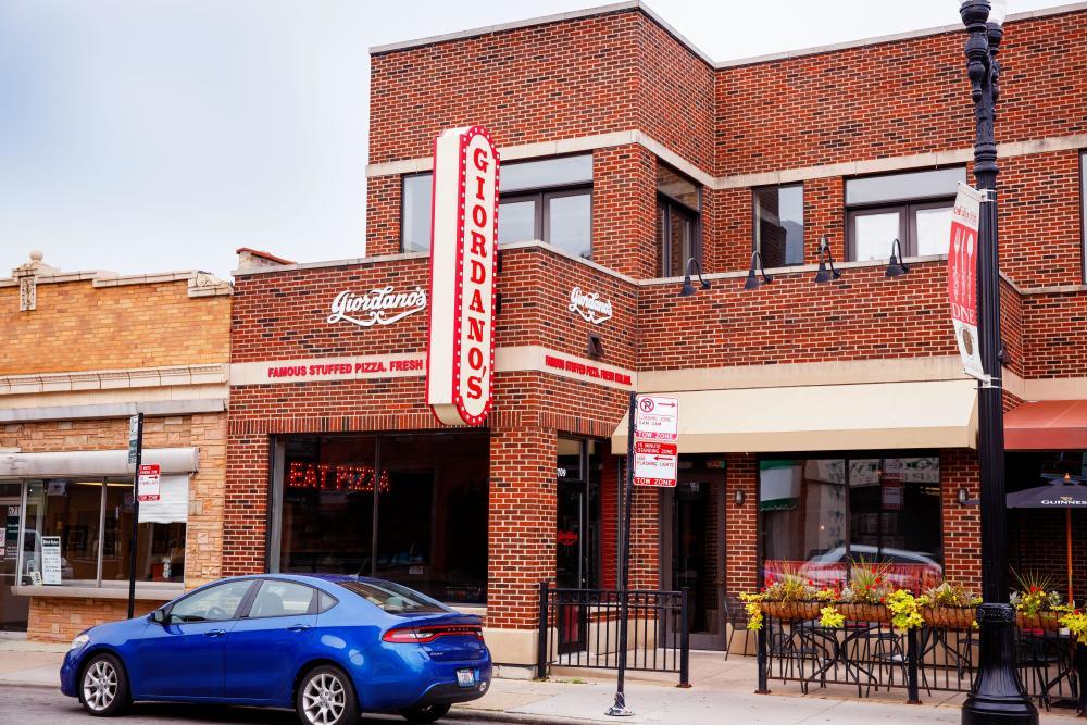 Best Pizza Place near Edison Park Giordano's