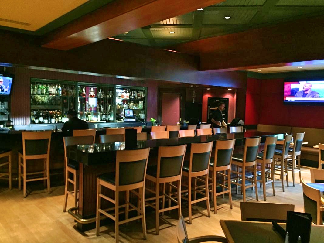 Aurora Bar and Grill