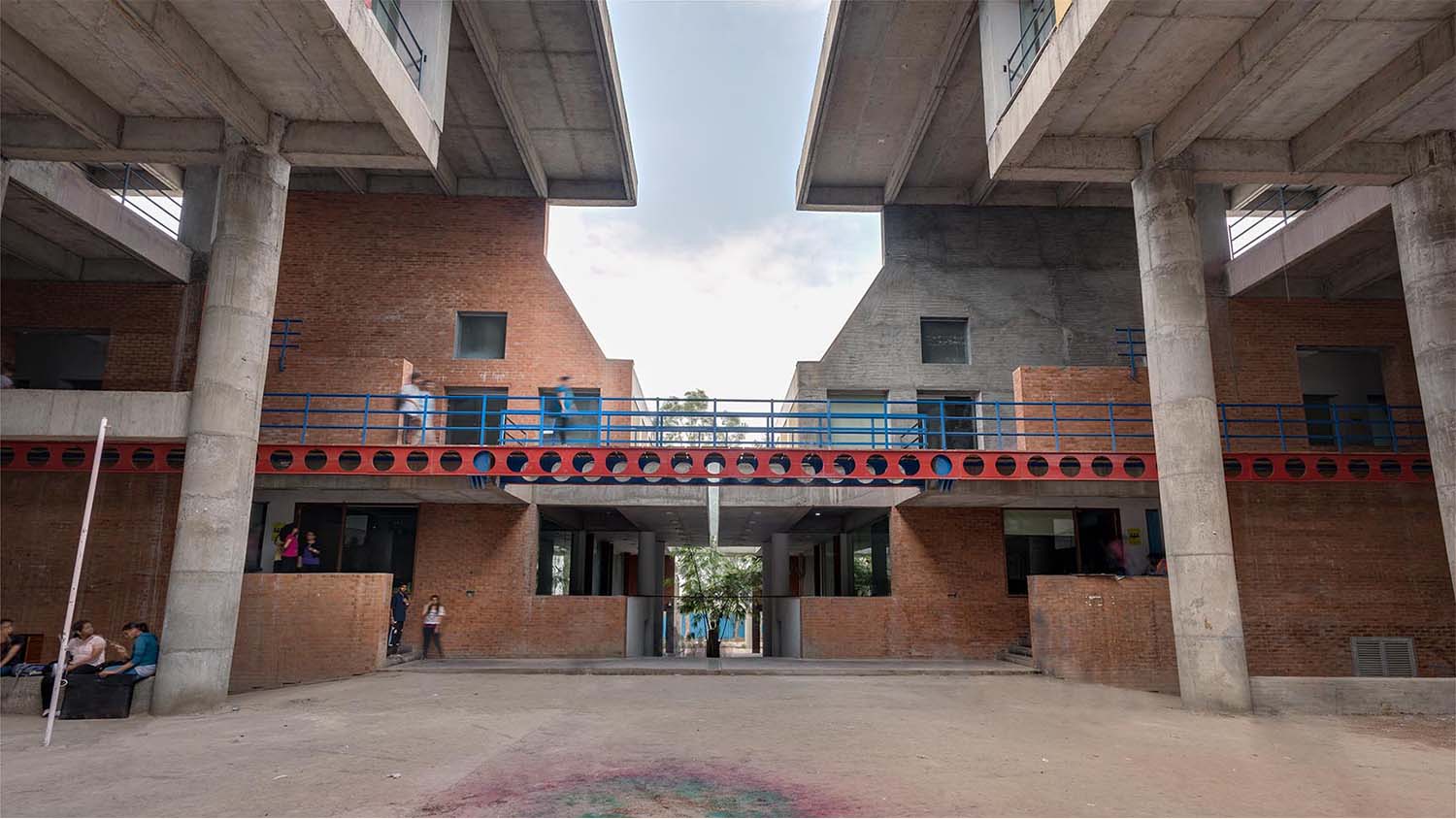 Brick School of Architecture Girish Doshi