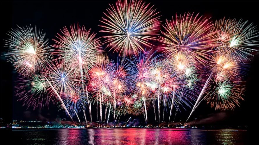 Top 10 most expensive firework show in the world GirlWithAnswers