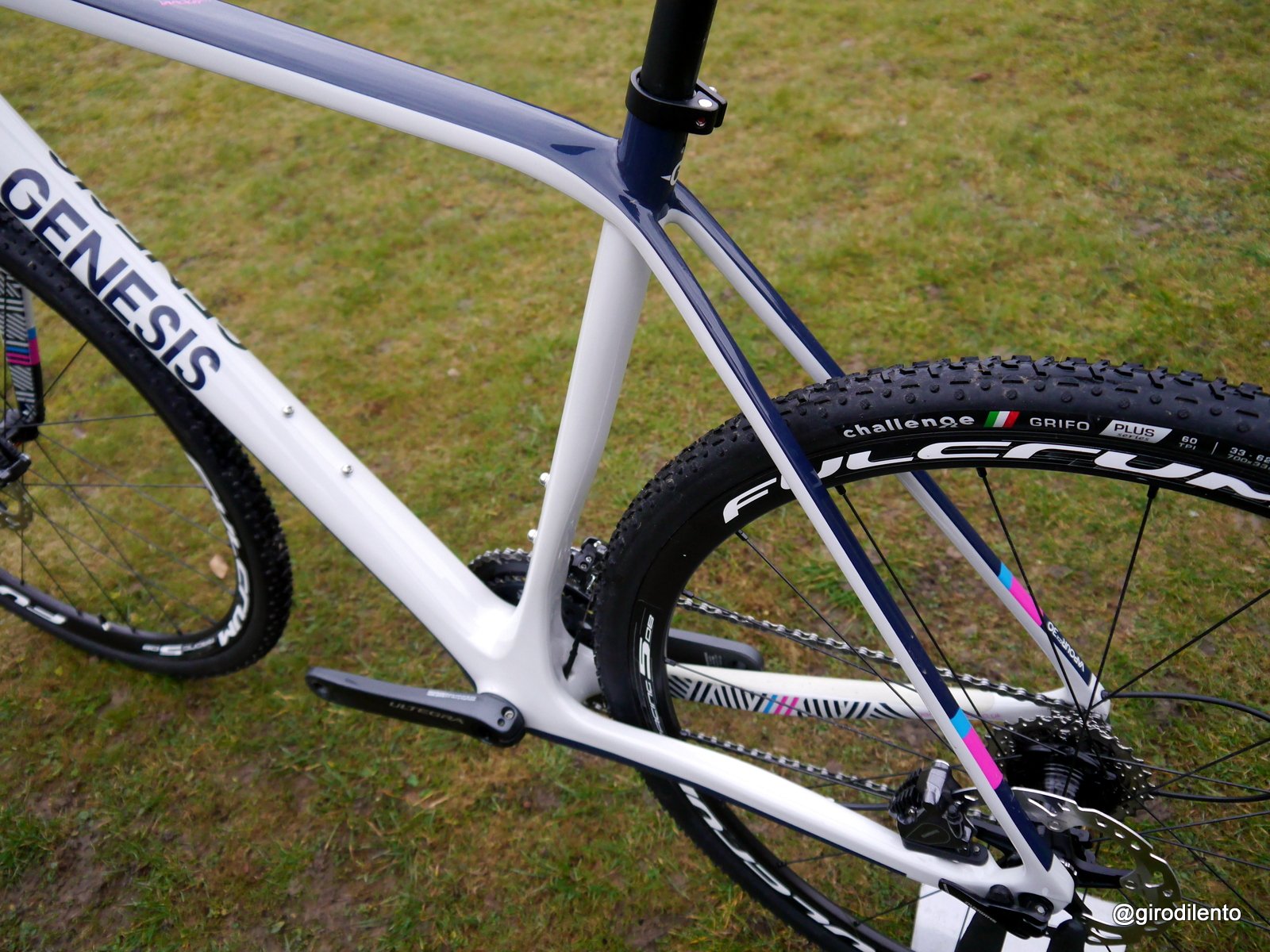 Genesis Vapour Carbon CX 30 Review girodilento