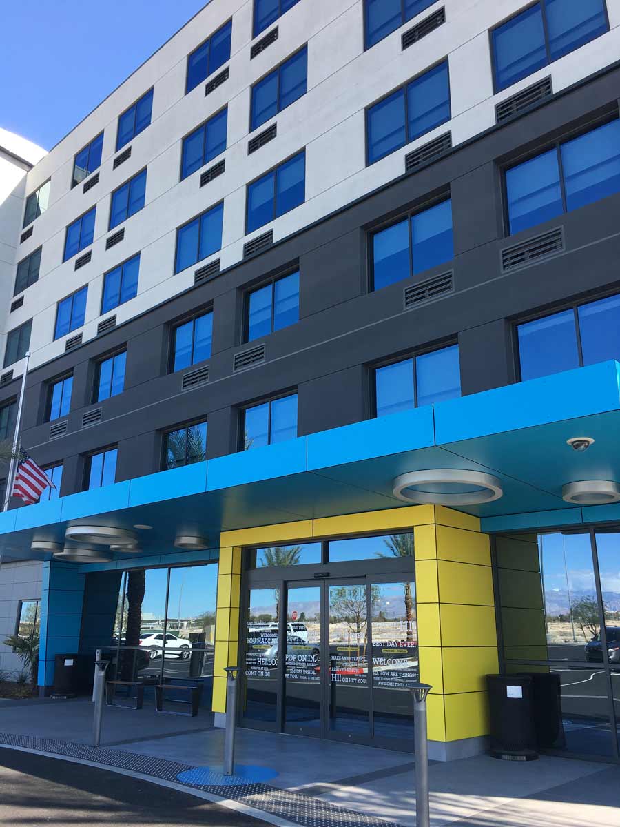 Tru by Hilton Las Vegas Airport Giroux Glass