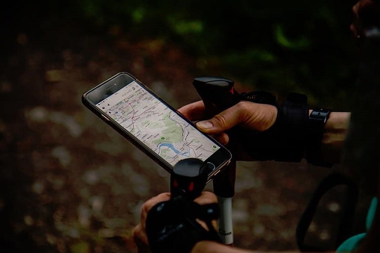 How To Use a GPS Device (Right Using GPS) GIS for LIfe