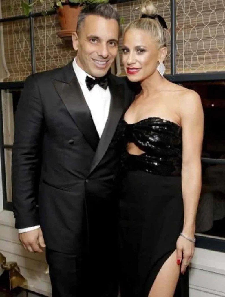 Sebastian Maniscalco Biography Age, Siblings. Family, Mother, Father(09)