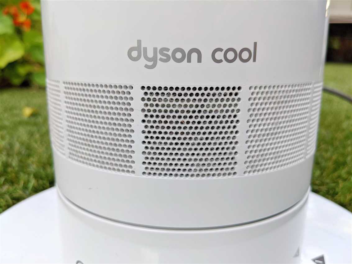 Dyson Air Multiplier Pedestal Fan | GistGear