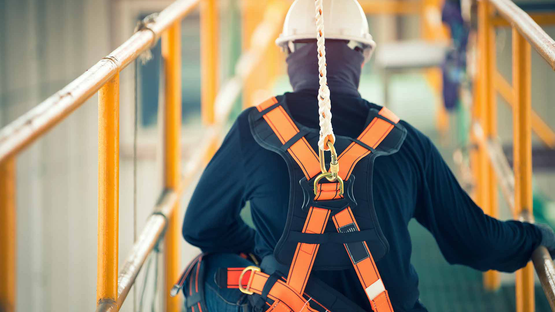 Təhlükəsizlik kəmərinin yoxlanılması Safety Harness Inspection G&I