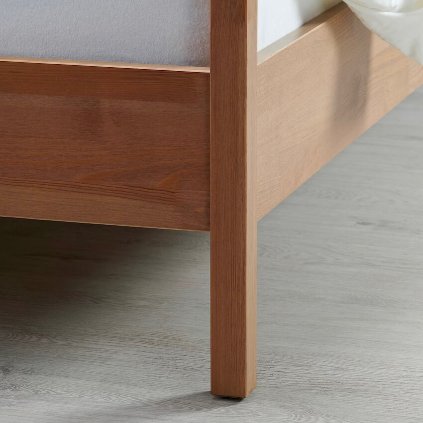 Yttervag Fourposter bed frame giwes