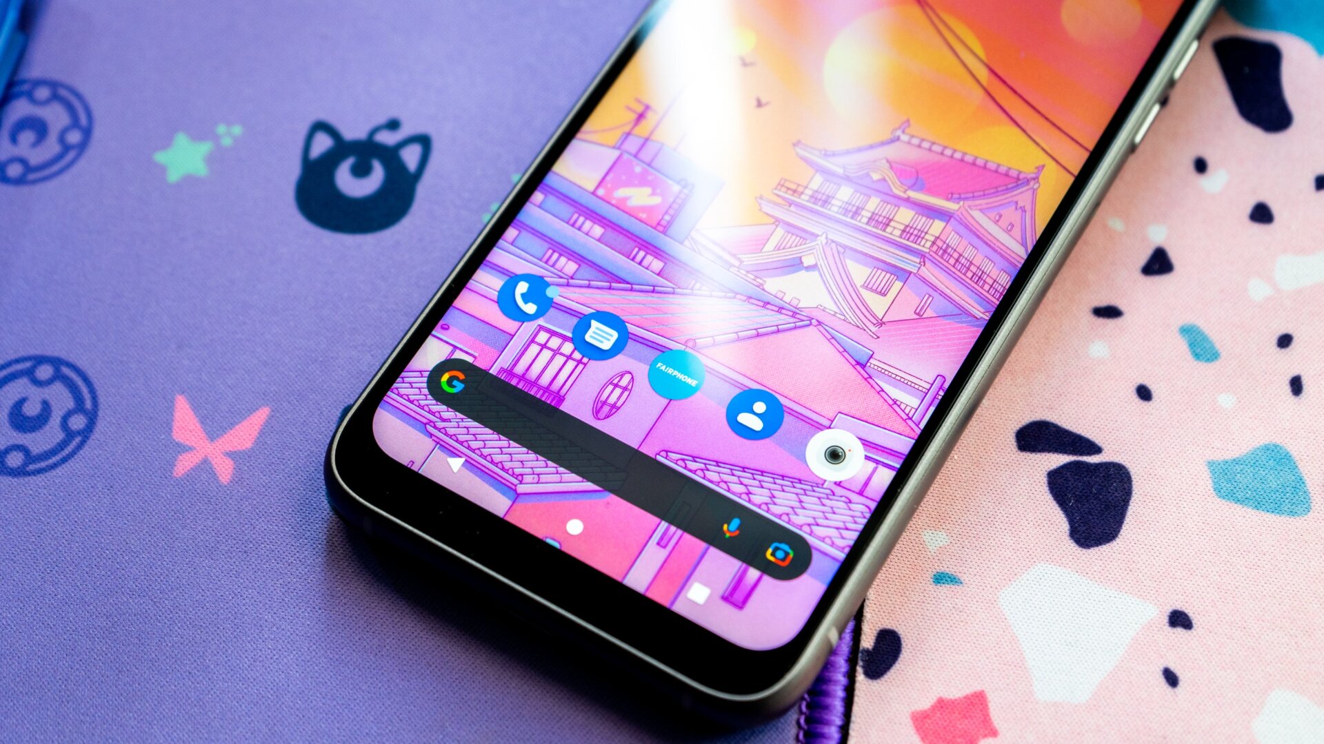 The Fairphone 4 is a nice phone, but it’s got some work to do before it is flagship-level “ooh.”